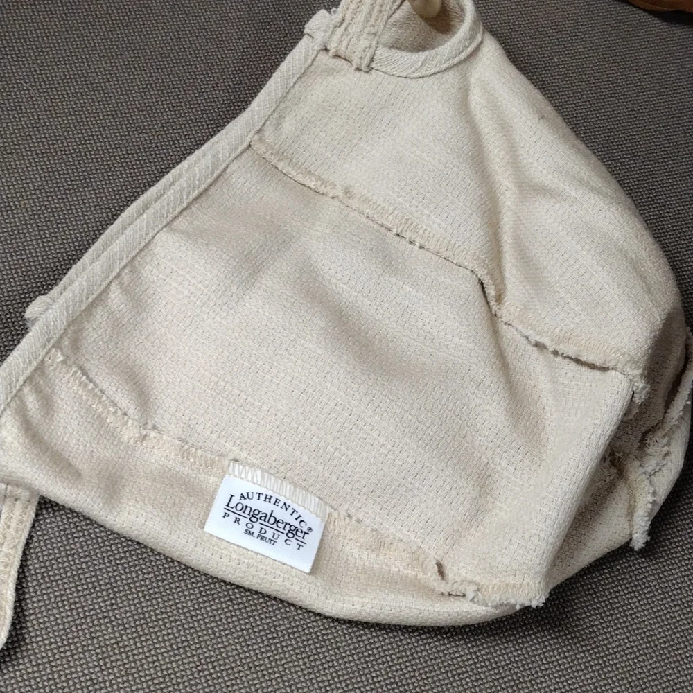2002 Longaberger handled basket